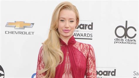 Iggy Azalea Nude Photos & Naked Sex Videos